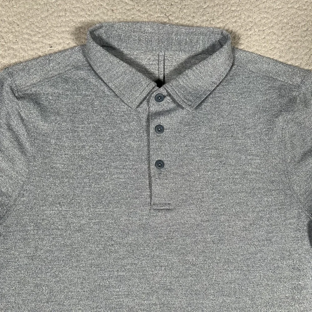 Lululemon Shirt Mens Small Blue Pique‎ Knit Golf Polo Casual Preppy Logo Stretch